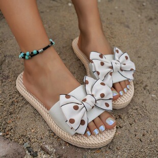 �羳���c�����Y�ݾ���כ���Ů һ�֎�����ƽ���⴩�ȼ����e����