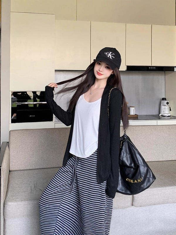 大码女装时尚减龄慵懒穿搭假两件上衣+条纹阔脚裤两件套装|undefined