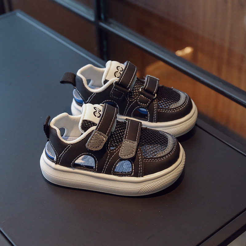 Sandali per bambini a maglia singola nuovo stile estivo 2024, scarpe per bambini ultraleggere, scarpe per ragazze con fondo morbido antiscivolo Baotou per ragazzi, scarpe con telaio_voghion.com