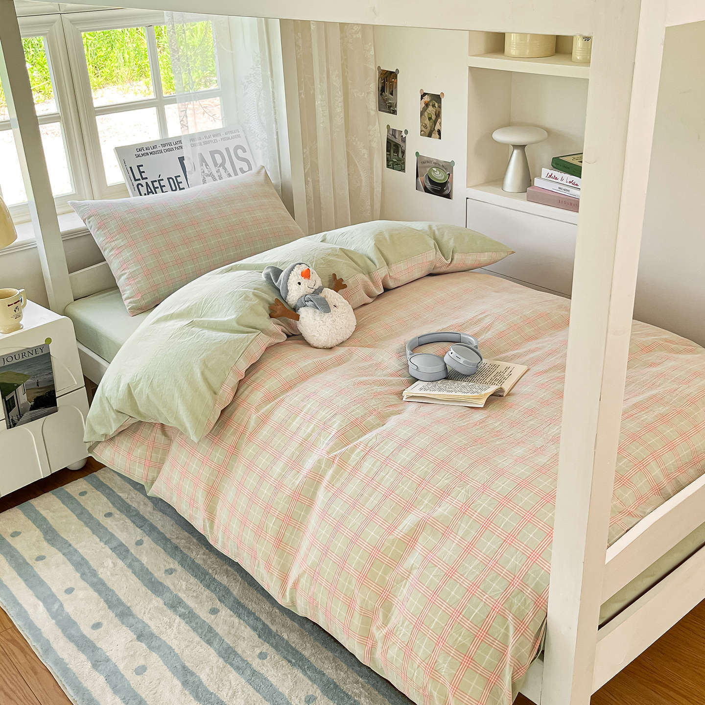 Ropa de cama de tres piezas de cama de dormitorio de algodón puro 1,5 m cama de algodón para estudiantes solteros cubierta de edredón 2025 nuevo estilo