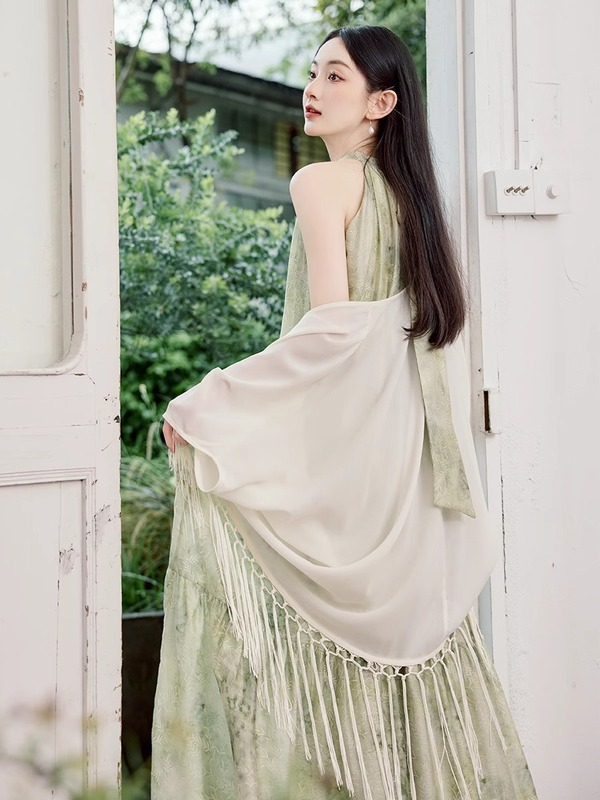 新しい中国風の女性のノースリーブホルターネックドレス夏クールでリラックスしたサスペンダーグリーン花柄ロングスカート|undefined