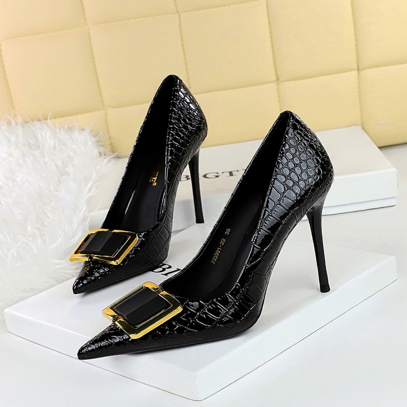 3391-K57 European and American Style High Heels Women's Shoes Stiletto Retro Stone Pattern Patent Leather Pointed Toe Belt Buckle Decorative Flats
