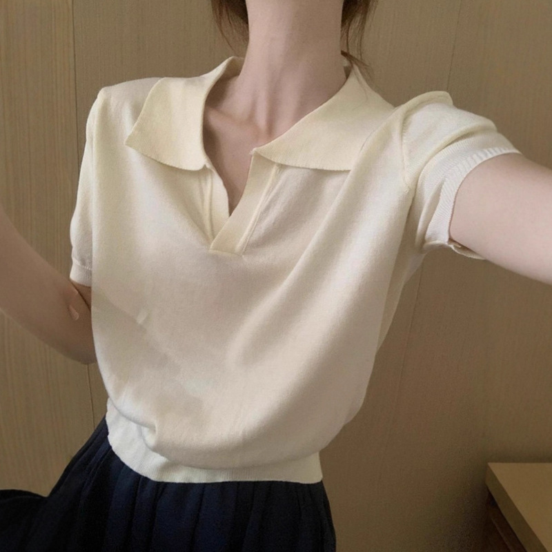 Right Shoulder Short-Sleeved T-Shirt V-Neck Knitted Polo Shirt New Retro French Short Top Elegant Women's Summer High-End Sense