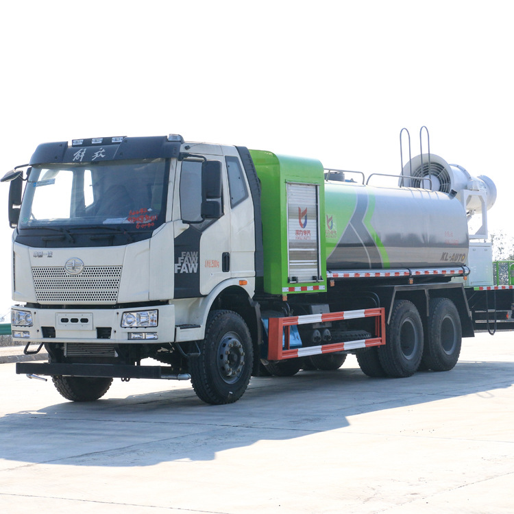 国六多功能洒水车10吨12吨洒水车90米雾炮车优质供应