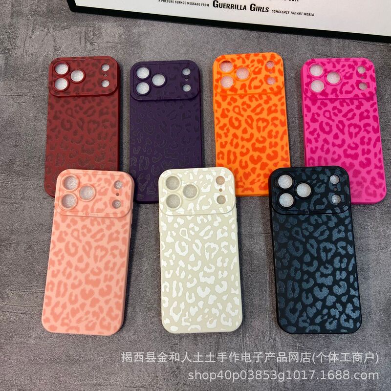 Cow Pattern Apple 17 Mobile Phone Case Iphone15 Silicone 16 Suitable for 14Promax All-Inclusive 123Xsm Protective Cover
