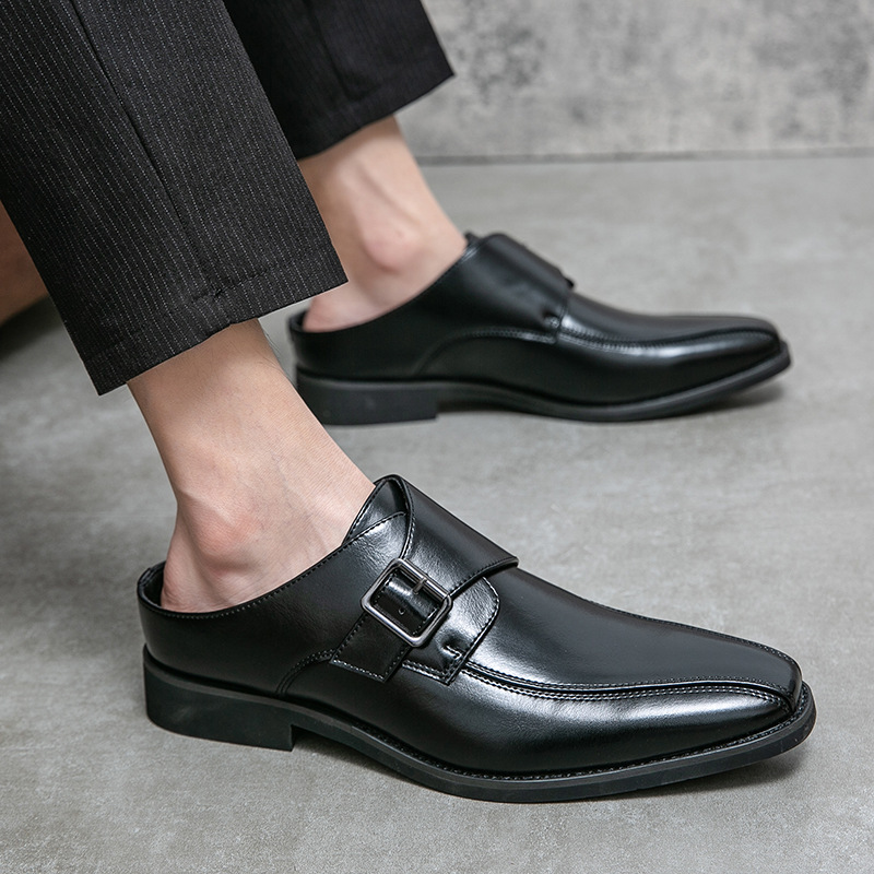 fashionable shoes pointed-toe