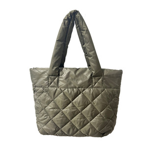 �������r���L������q���������朰��M�����̽�������W���L