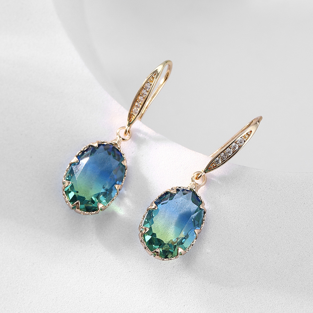 1 Paire Dame Ovale Incruster Le Cuivre Zircon Boucles D'oreilles display picture 4