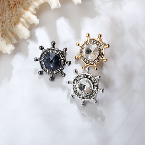 New fashionable men's sailor brooch, helm collar pin, versatile high-end corsage, personalized suit jacket accessories wholesale