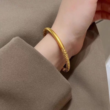 古法传承紫荆花卷草纹手镯女士越南沙金仿真实心素圈手镯周家同款