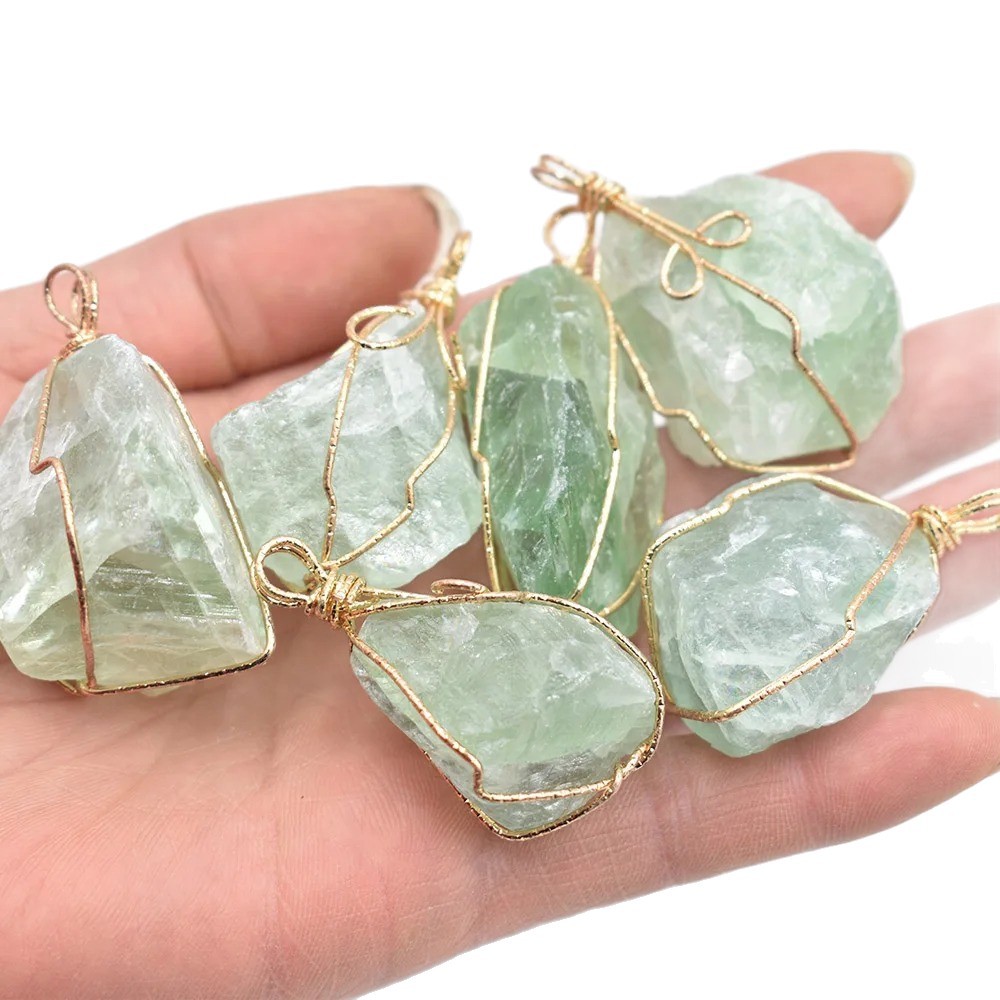 Collier Pendentif Pierre Naturelle Irrégulière Fil Métallique_voghion.com