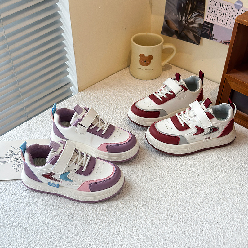 Children's Spring and Autumn New Sports Shoes, Girls' Dad Shoes, Sneakers, Soft Sole, Non-Slip Shoes, Fashionable and Versatile, Casual Running Shoes