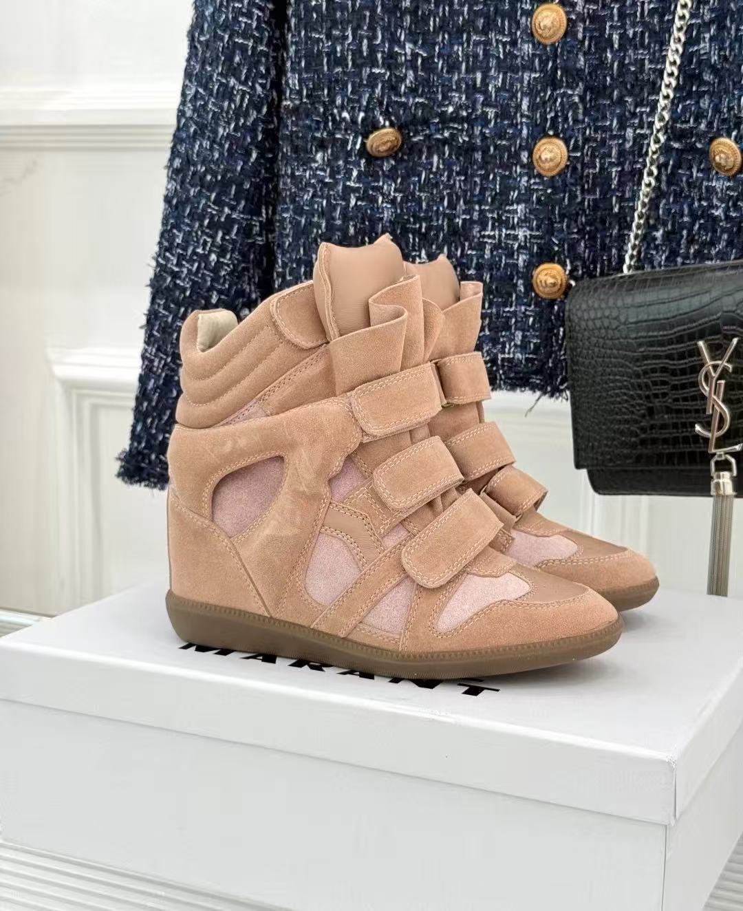 Exclusivo para estrellas callejeras europeas y estadounidenses en el aumento de la explosión. Zapatos deportivos de montaña de mujer Amazon