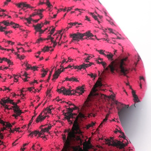 Autumn and winter rose red twill yarn-dyed jacquard wool fabric pure wool tweed coat suit clothing fabric