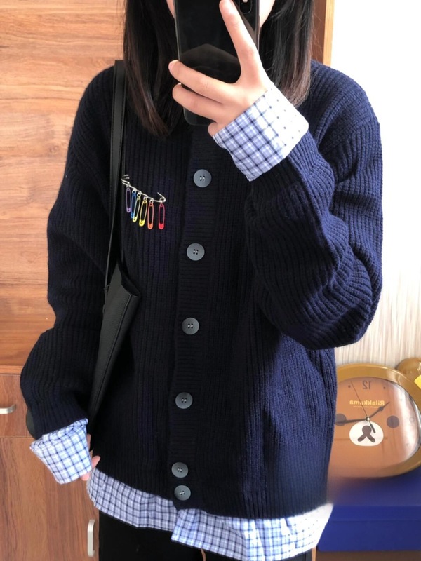 设计感格子拼接慵懒风复古别针假两件针织衫外套女秋冬毛衣开衫潮|undefined