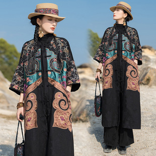 Real shot ethnic style autumn and winter new stand collar stitching heavy industry embroidery long spore coat trench coat dress