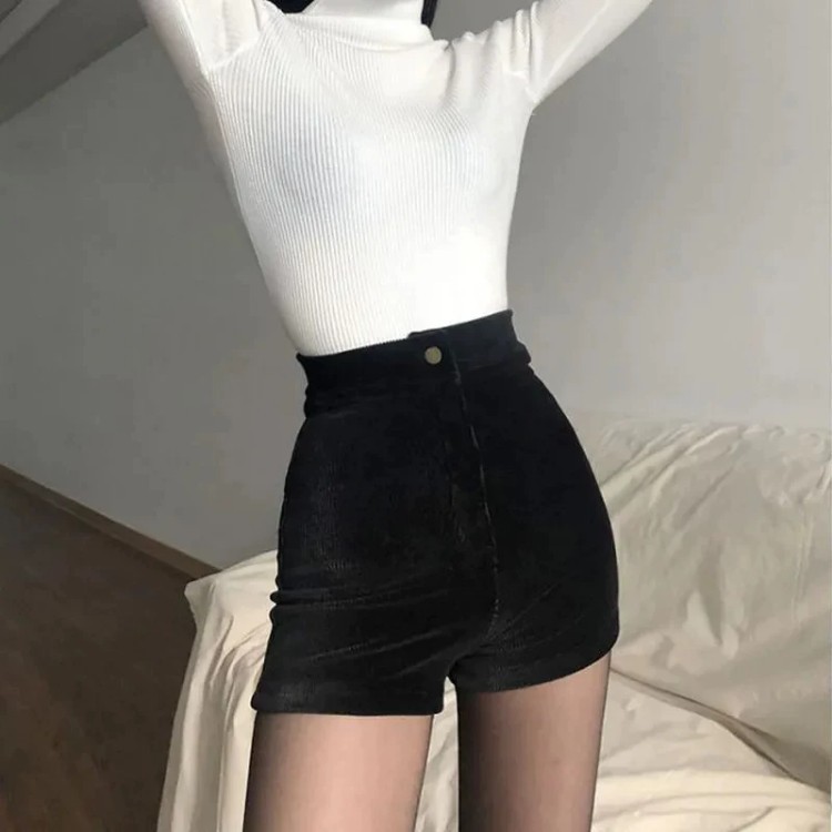 黑色短裤女外穿秋冬灯芯绒修身辣妹高腰靴裤A字紧身打底休闲短裤