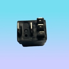 厂家直销汽车继电器紫罗兰继电器小型五脚继电器651