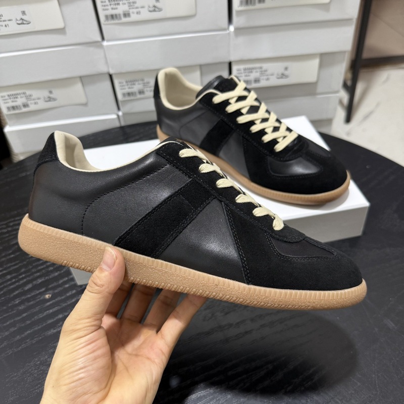 Top Version Retro Moral Training Shoes for Men and Women 2025 New Genuine Leather Versatile Casual Sports White Shoes Lace-Up Flats Shoes