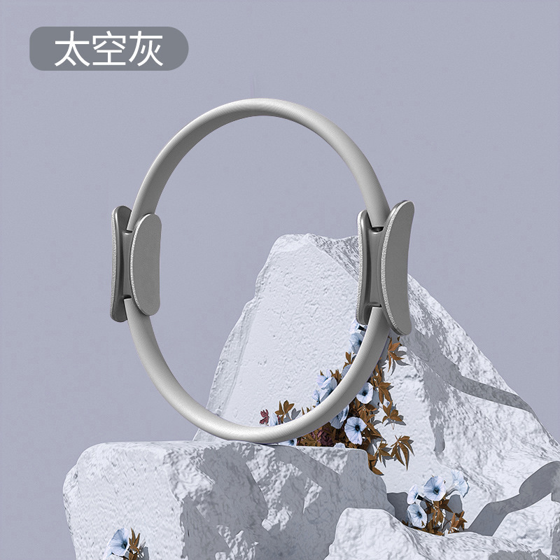 抵抗輪太もも部の中で高齢者のフィットネスの筋肉の四肢は借りて抵抗を助けます。|undefined