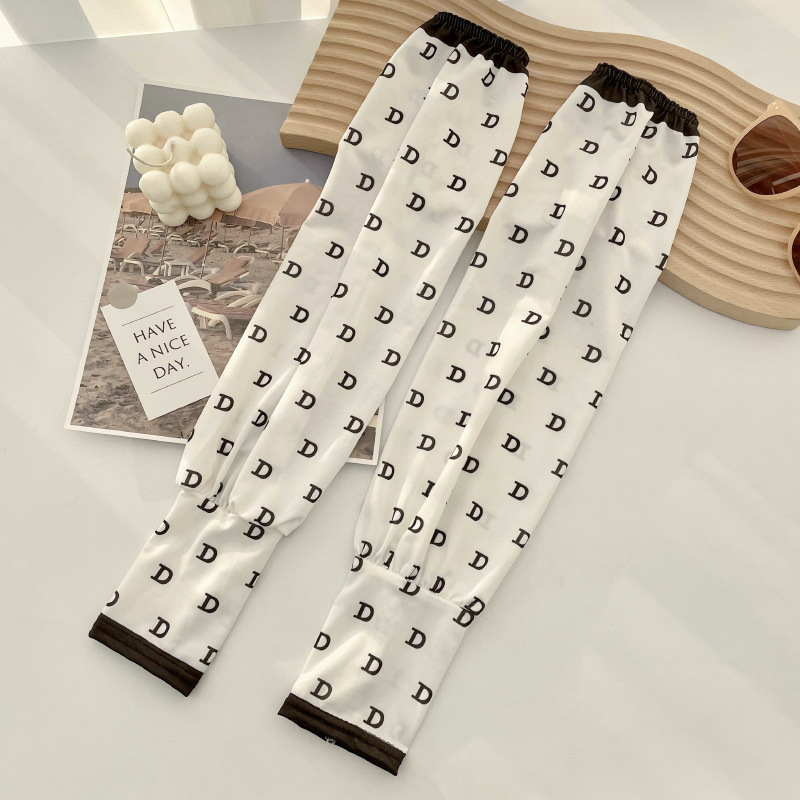 Impresión de seda de hielo ins estilo lindo brazo protección oversleeve para las mujeres Nueva suelta gran manga de hielo manga de protección solar