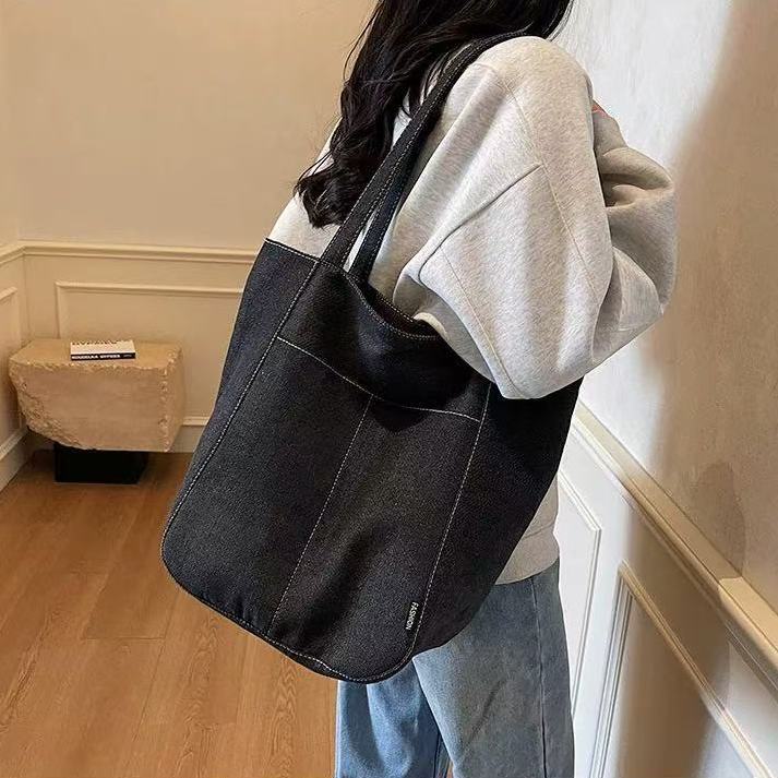 Large-capacity women's bag 2025 new model commuter canvas denim tote bag for college students, shoulder bag for classes Large-capacity women's bag 2025 new model commuter canvas denim tote bag for college students, shoulder bag for classes