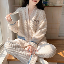 珊瑚绒睡衣女冬天加绒可爱少女网红风秋冬季新款法兰绒家居服批发