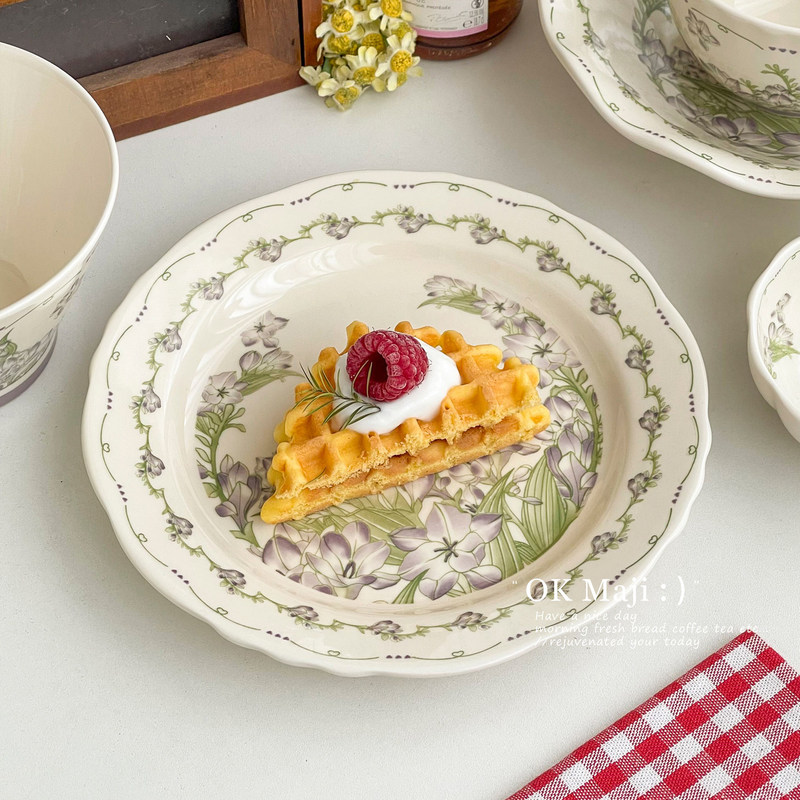French-Style Romantic and Unique Beautiful Plates, Light Luxury Dishes, Household Ceramic Tableware, Cake and Dessert Plates with a High-End Feel, Pasta Plates