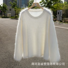 女式针织衫;成人帽;打底裤