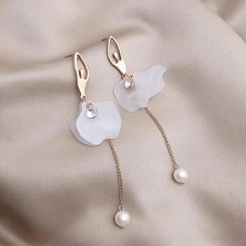 Pendientes de aleación moda coreana, estilo lujo ligero, ideales para puestos callejeros, mercado nocturno y ventas en vivo, al por mayor