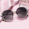 Fashionable sunglasses, sun protection cream, retro glasses, 2021 collection, internet celebrity, Korean style, fitted, UF-protection