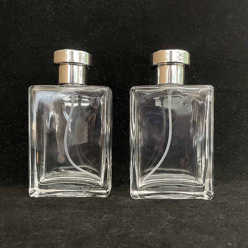 现货B121-100ml银盖简约香水喷雾瓶化妆品分装瓶便携式玻璃空瓶子