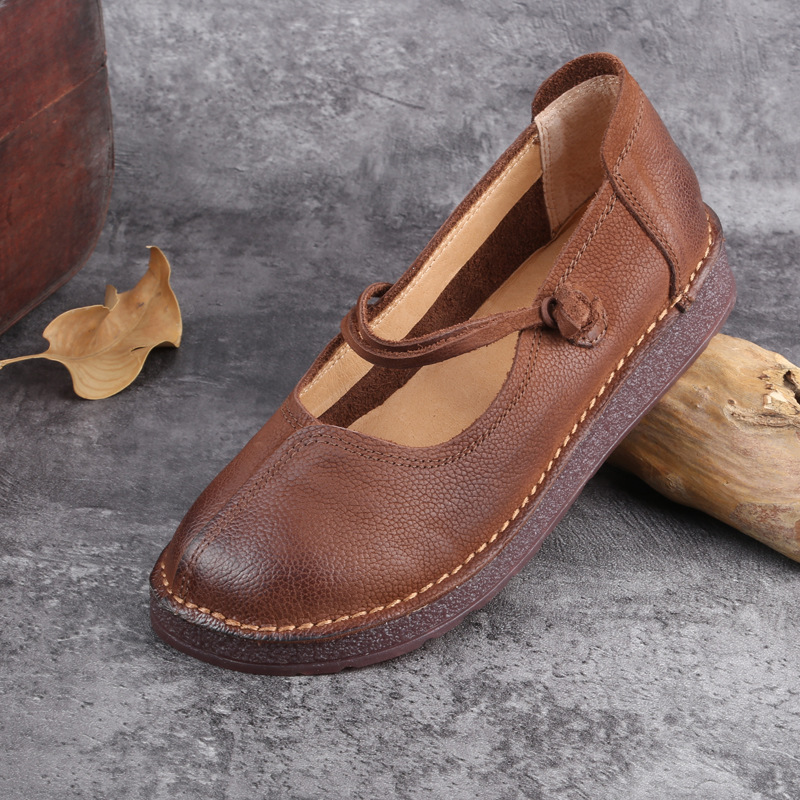Zapatos individuales de mujer de boca baja de cuero Dongguan, estilo étnico retro, zapatos Mary Jane, suela gruesa antideslizante, zapatos de mujer de piel de vaca de primera capa casuales