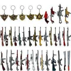 PUBGジェダイの生存鍵はニワトリゲームの周辺モデル12cmの武器の置物のストラップを食べて国境を越えて対外貿易をします。
