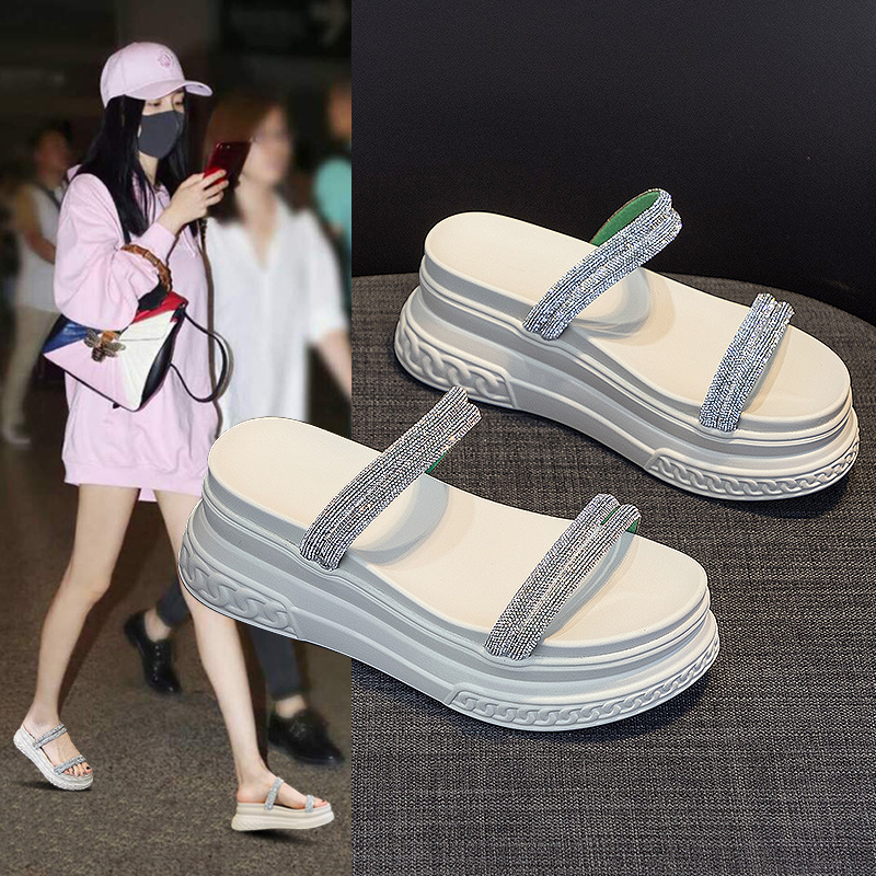 (Mới) mã g0808 giá 1070k: giày dép lê nữ wengow gắn đá hàng mùa hè tăng chiều cao giày dép nữ chất liệu g03 sản phẩm mới, (miễn phí vận chuyển toàn quốc).