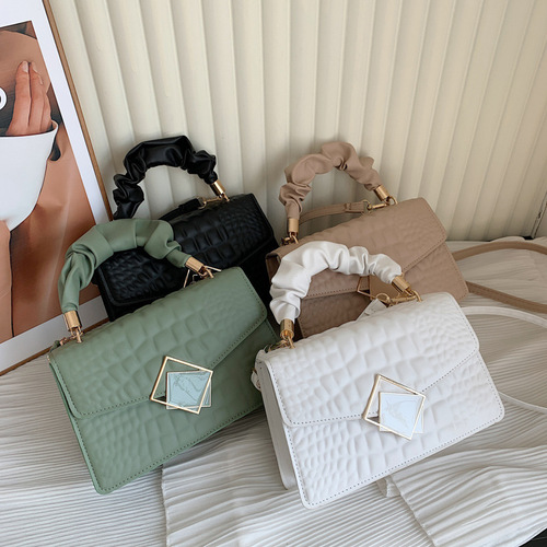 Crossbody bag for women, small square bag, stylish single-shoulder bag, 2025 trend, plain color crocodile pattern small bag, casual bag