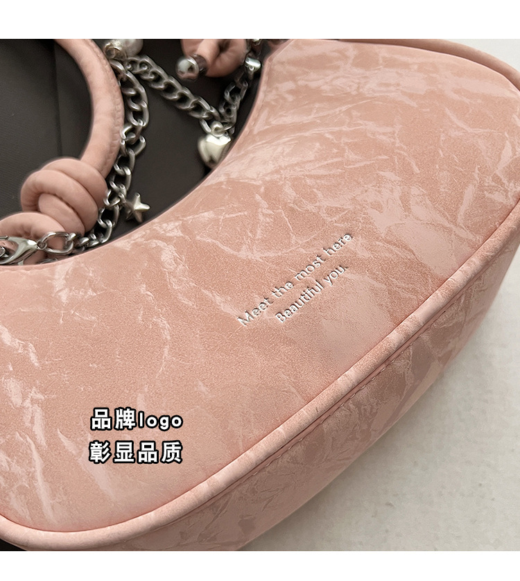 A stylish and stylish small handbag for ladies in 2025, a versatile and fashionable crossbody bag, a niche single-shoulder underarm bag for summer Application Scenario