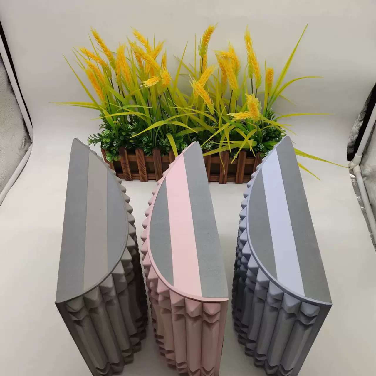 厂家批发 腰椎舒缓器EVA拼色腰部拉伸背部按摩辅助脊柱矫正舒缓器