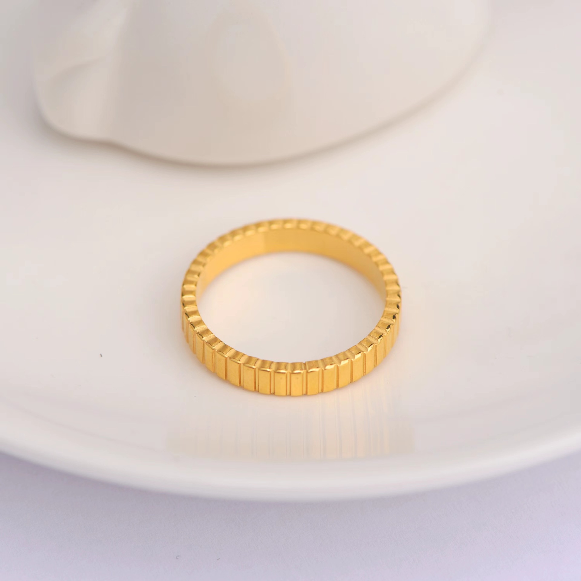 10g Weight 0.03µm-0.05µm Gold Plating Thickness PVD Coated Gold Plating Process PVD Coated Real Gold Plated 18K Gold Geometric Stainless Steel Simple Style Waterproof Non Tarnish Rings