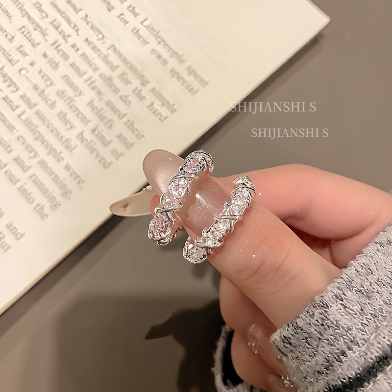"Romantic Realm" Simple Super Flash Color Matching Cross Open Ring for Women with Niche Elegant Stacked Baby's Breath Ring