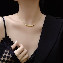 ��������ɫ΢Ц����Ů��������С�ڶ�18K���Ѹֲ�����Ʒ��������