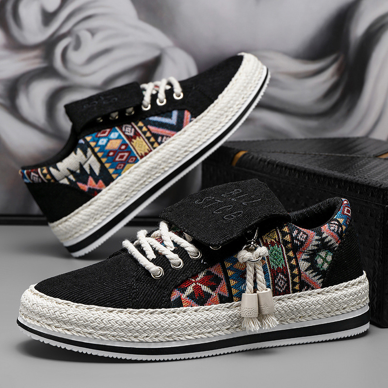 2024 nuevos zapatos de skate casuales de primavera y otoño zapatos perezosos zapatos de tela zapatos de moda para hombres