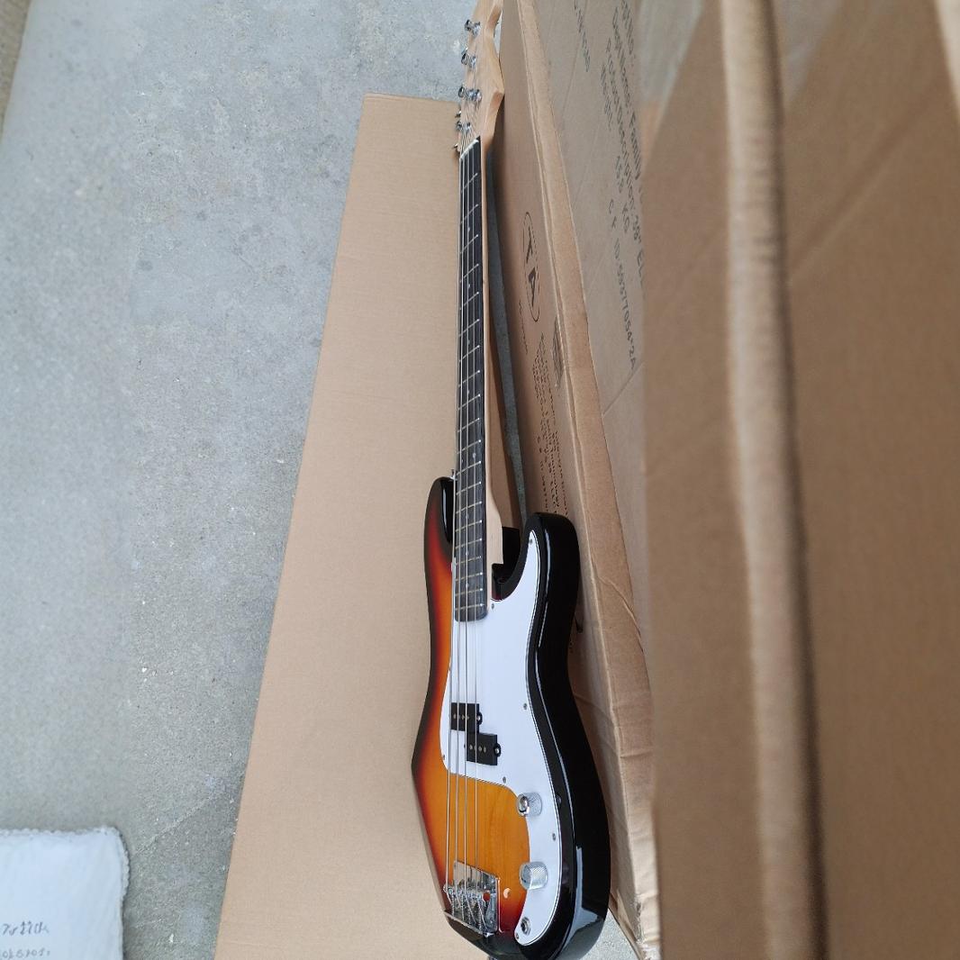 (Applicable to orders placed) PB electric bass novice entry-level rock performance bass four-string electric bass guitar bass set 3