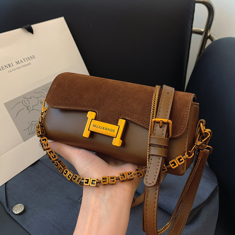 Women's Bag 2025 New Model High-End Chain Shoulder Bag Versatile Handbag Crossbody Bag Retro Small Square Bag Light Luxury
