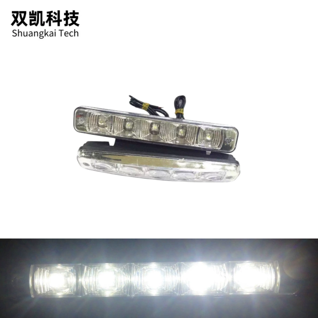 Автомобиль D03 белый свет дневные ходовые огни Автомобиль D03 дневные ходовые огни 5LED дневные ходовые огни