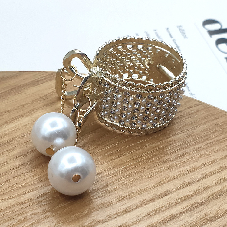 합금 술 진주 코뿔소 [금]]