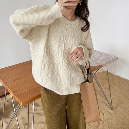 软奶系麻花圆领针织衫女秋冬新款韩版宽松慵懒风软糯上衣套头毛衣|undefined