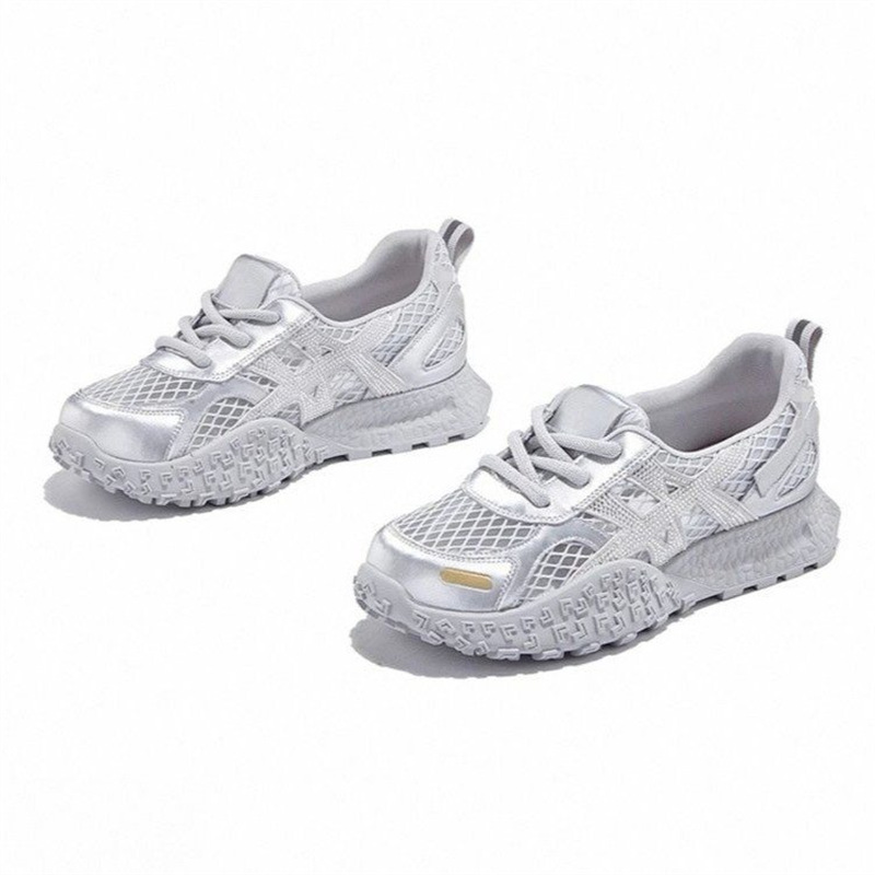 Fashionable mesh breathable sneakers platform for leisure