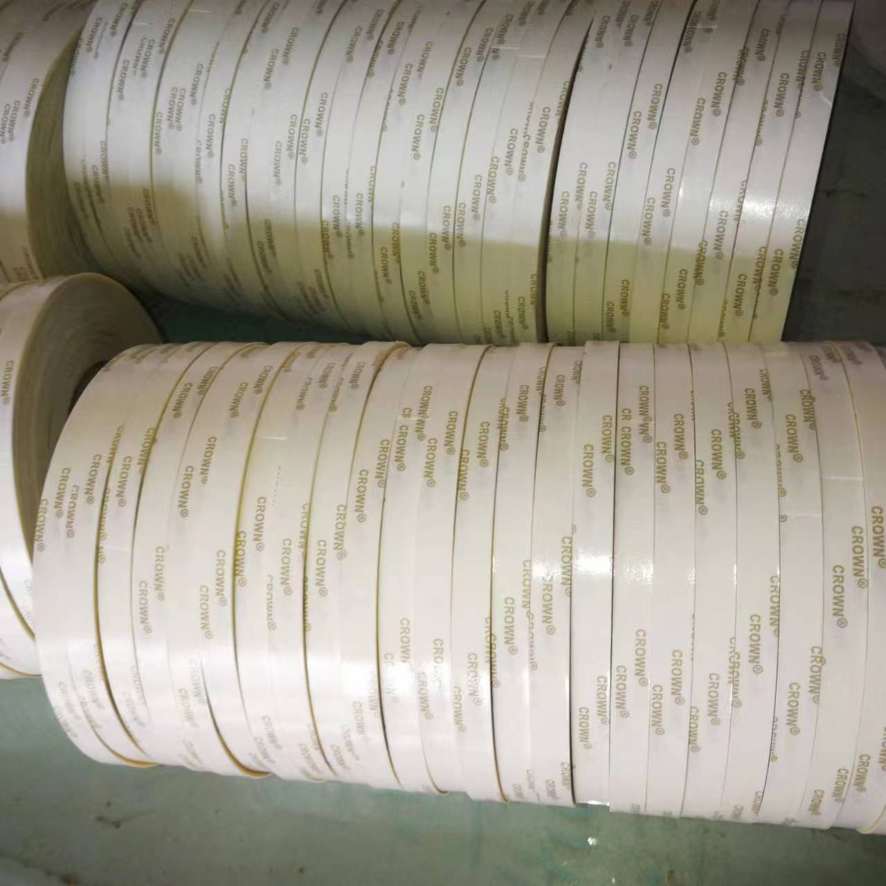 皇冠PET耐高温双面胶带 DS6025等系列广泛应用于塑胶电子电器粘结