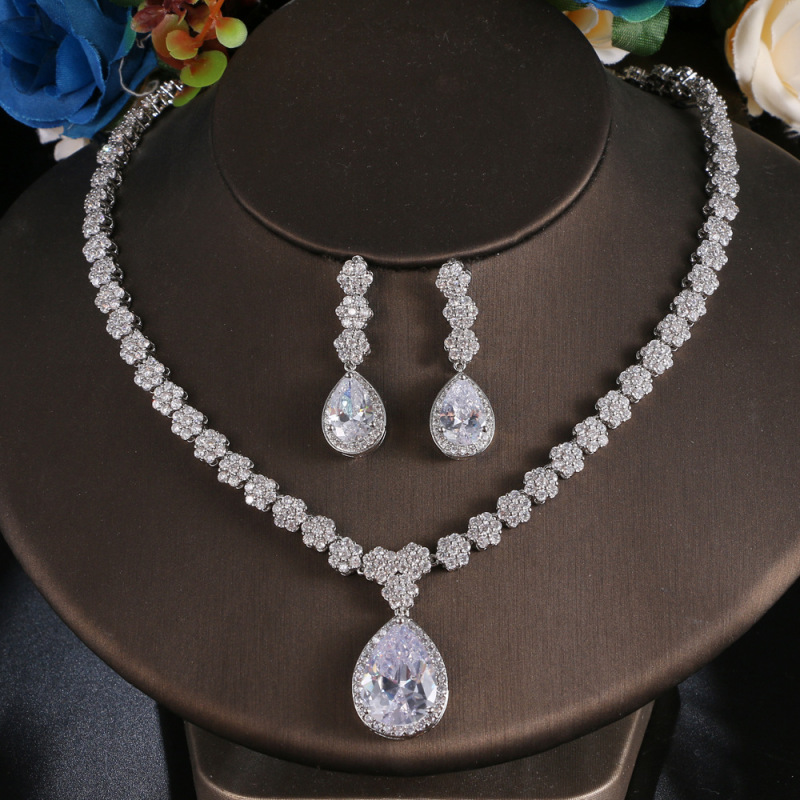 wish Cross-border Design Sense White Flower Zircon Necklace Earrings Bridal Set Women's Wedding Jewelry Can be Highly Fixed
